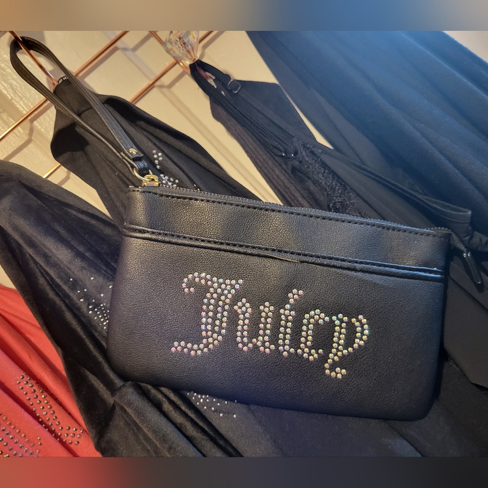Juicy Pouch